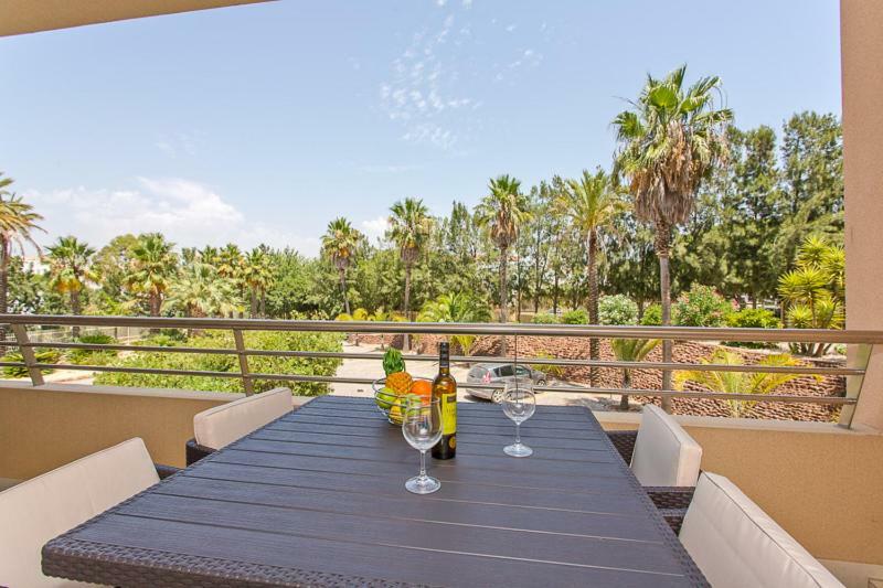 Apartamento Em Quinta Da Barracuda Албуфейра Екстериор снимка